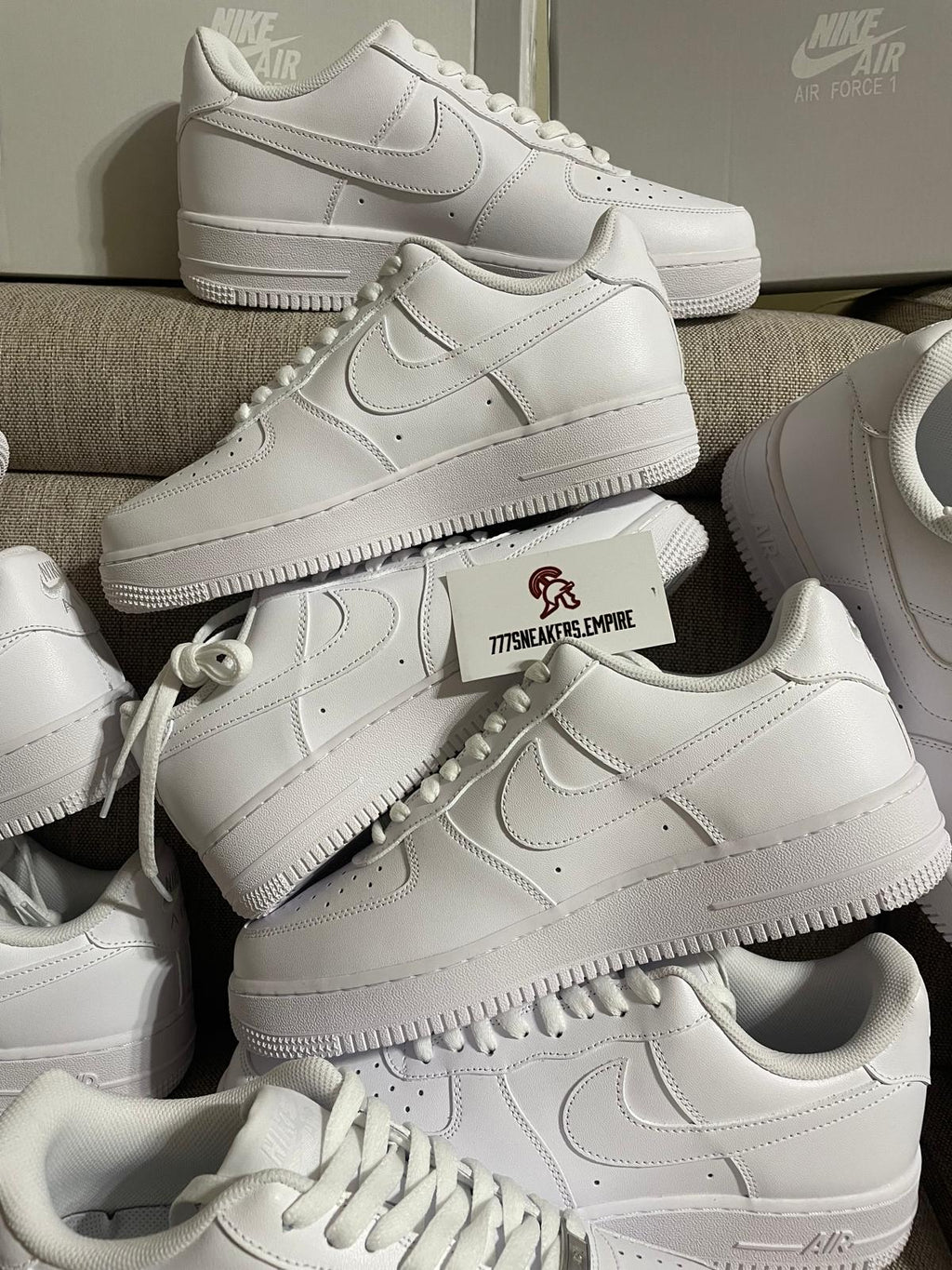 Nike Air Force 1 Triple White